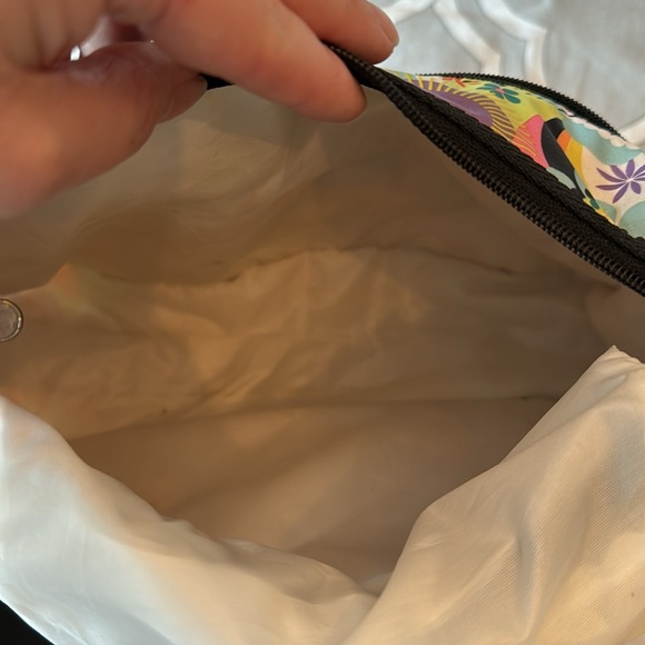 Authentic LeSportsac Shoulder Bag - Picture 3 of 6